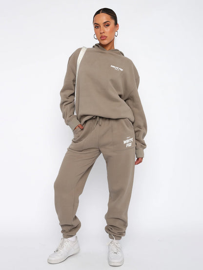 WHITE FOX OVERSIZED HOODIE + FREE SWEATPANTS