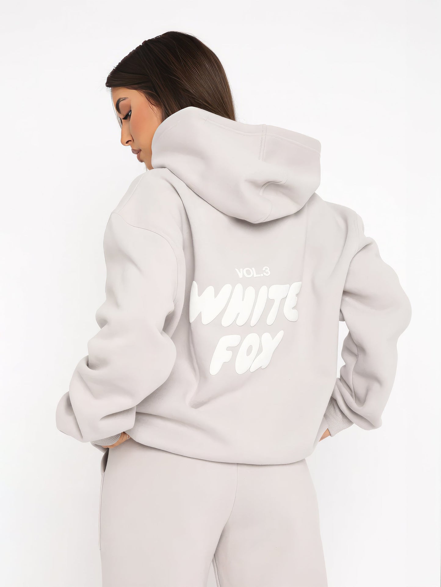 WHITE FOX OVERSIZED HOODIE + FREE SWEATPANTS